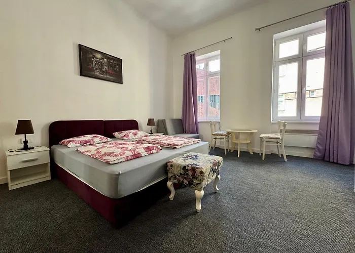 Explorer - The Classic Gæstehus *